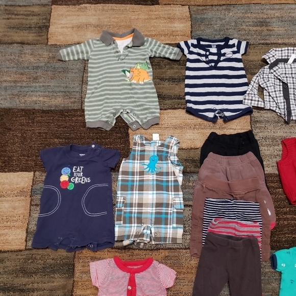 Baby boys size newborn clothing bundle of 14 - Picture 2 of 7